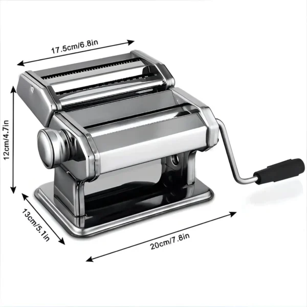 Máquina de pasta de acero inoxidable con manivela y rodillos ajustables.