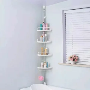 Organizador esquinero de baño con estantes blancos y productos.