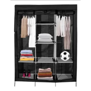 Armario portátil negro con divisiones para ropa y accesorios.